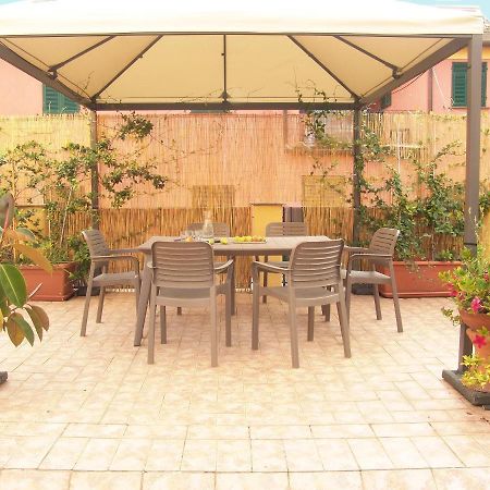 Residenza Cavour - Appartamento Agave Levanto Luaran gambar