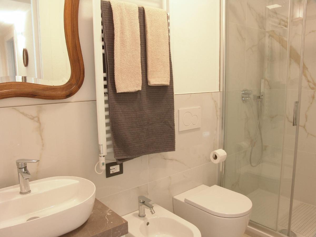 Residenza Cavour - Appartamento Agave Levanto Luaran gambar