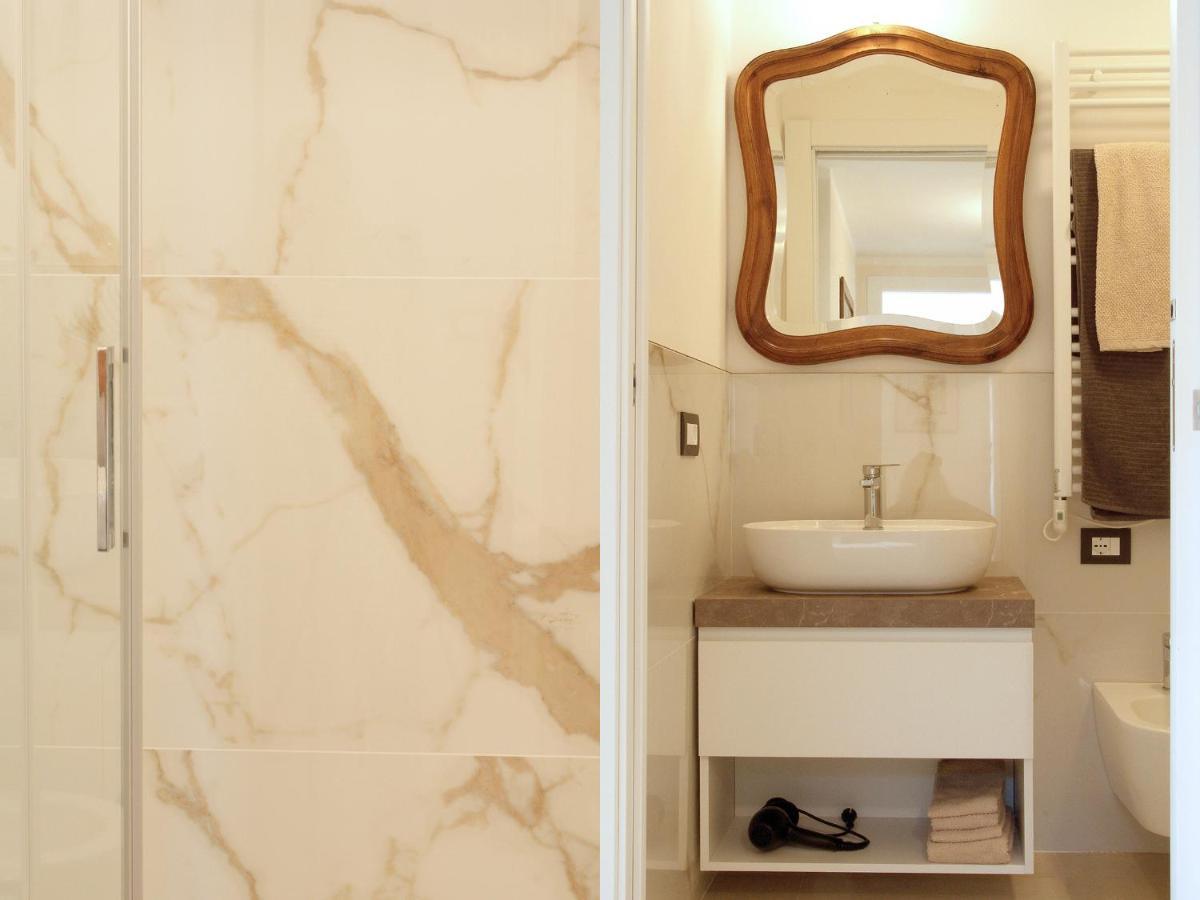 Residenza Cavour - Appartamento Agave Levanto Luaran gambar