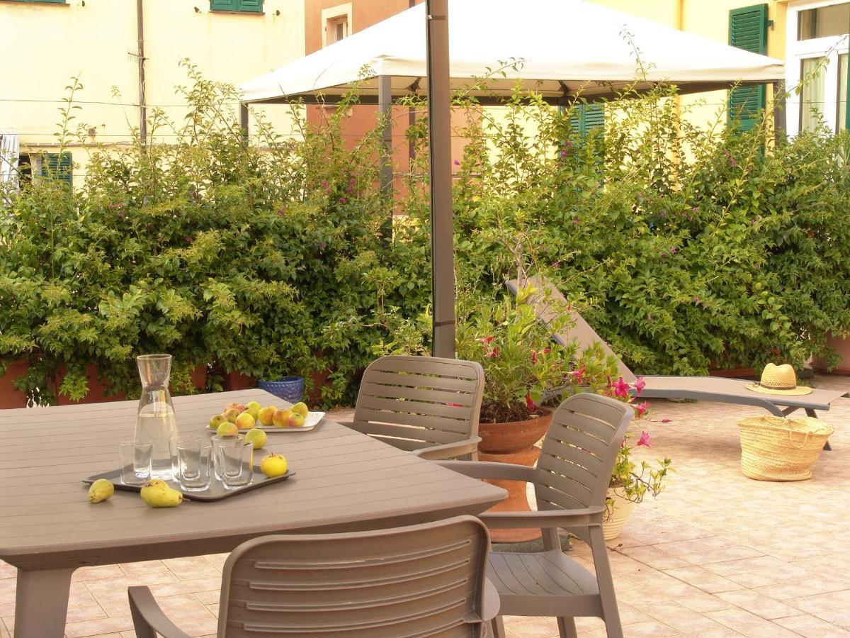 Residenza Cavour - Appartamento Agave Levanto Luaran gambar
